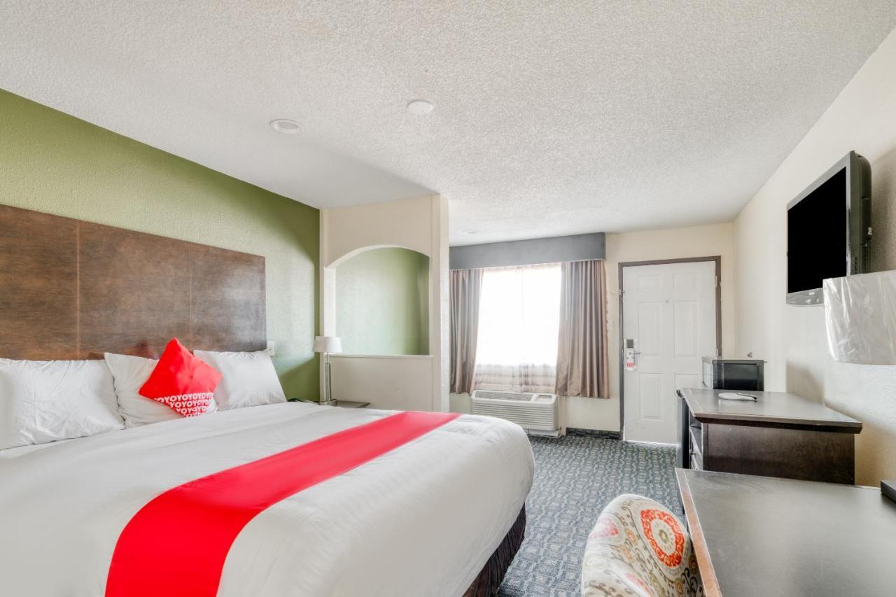 Oyo Hotel Rosenberg Tx I-69 Экстерьер фото