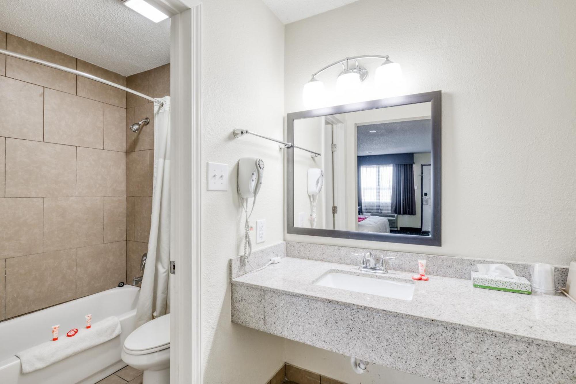 Oyo Hotel Rosenberg Tx I-69 Экстерьер фото