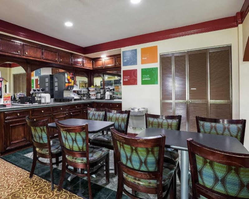 Oyo Hotel Rosenberg Tx I-69 Экстерьер фото