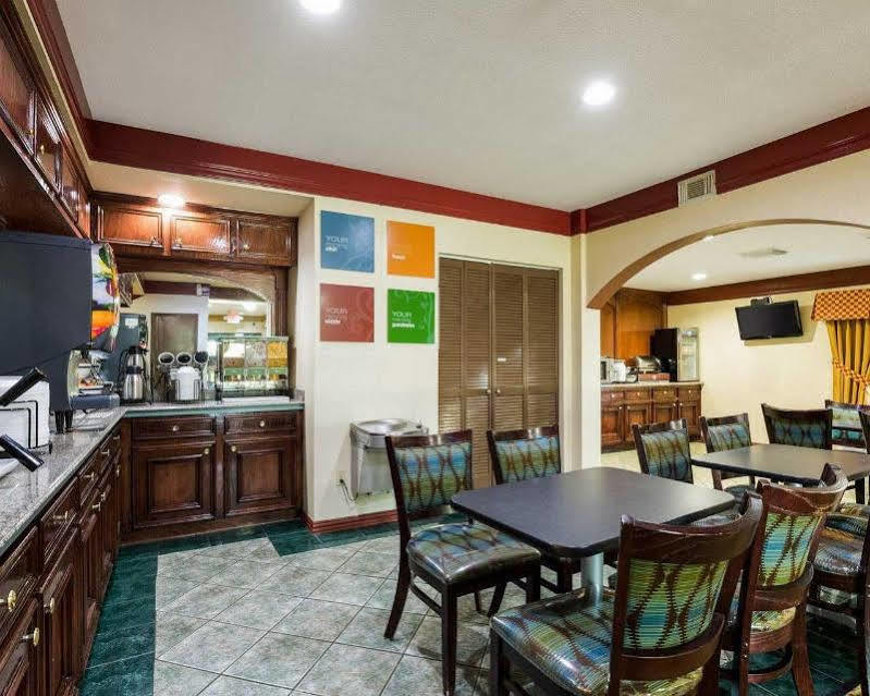 Oyo Hotel Rosenberg Tx I-69 Экстерьер фото